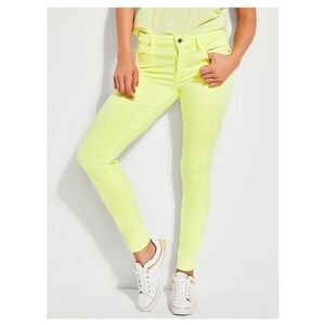 💛 GUESS Sexy Curve Mid-Rise Jeans 💛